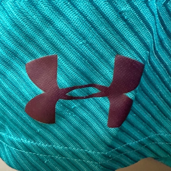 UNDER ARMOUR | Youth Large Teal Basketball Style Shorts - Picture 3 of 5